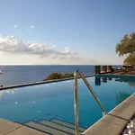 Отель Selana Chrisopigi (Sifnos)