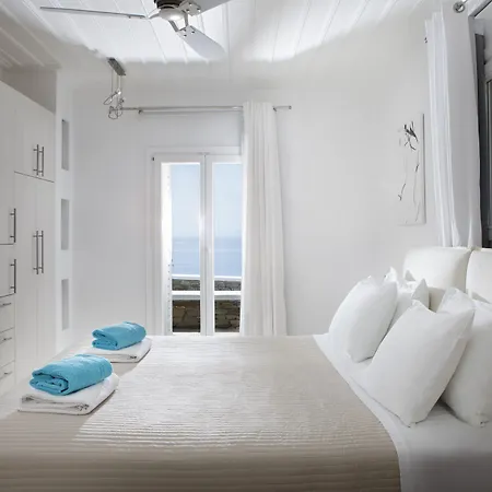 Selana Chrisopigi (Sifnos)