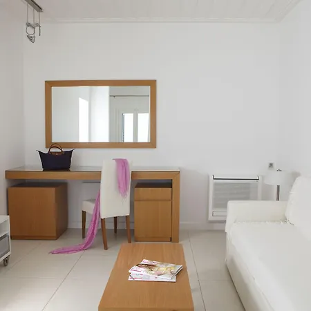 Selana 3* Chrisopigi (Sifnos)