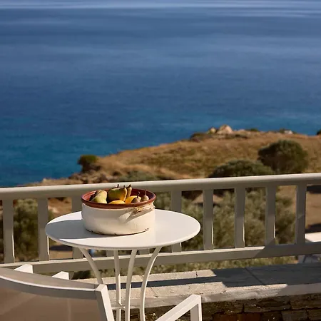 Отель Selana 3*