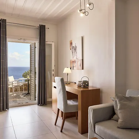 Selana 3* Chrisopigi (Sifnos)