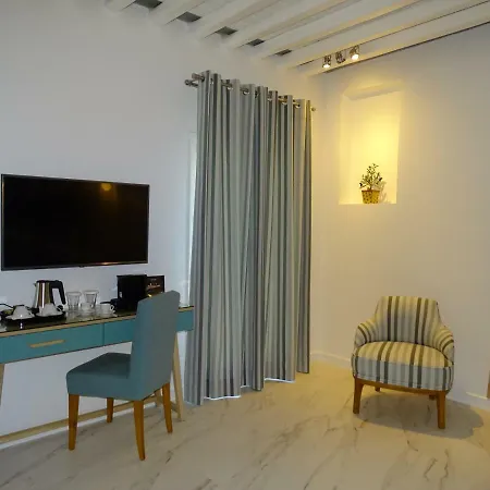 Selana Hotel 3*