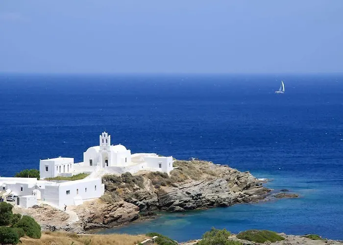 Отель Selana Chrisopigi (Sifnos)